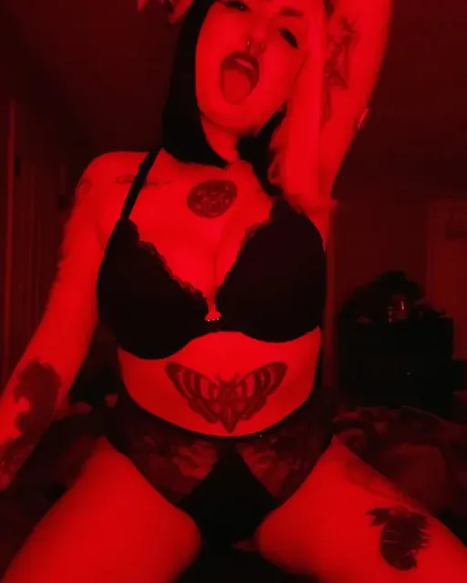 Snakeofchrist OnlyFans tattooed creator
