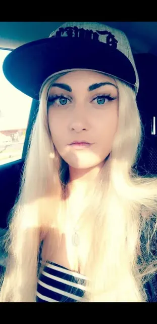 Little Miss WetWet OnlyFans blonde creator