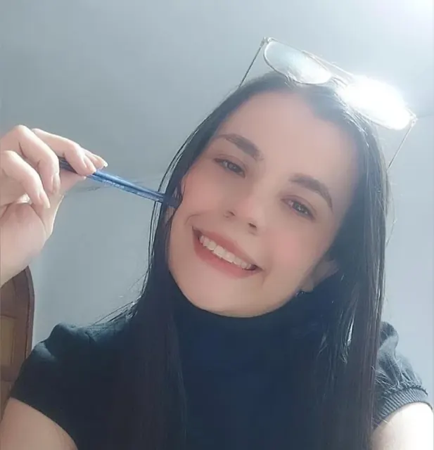 Sofie Minou Secret OnlyFans Brunette Creator