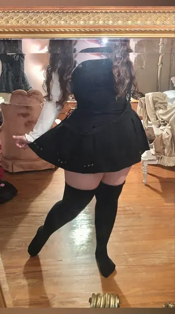 soft pale OnlyFans creator with engaging content