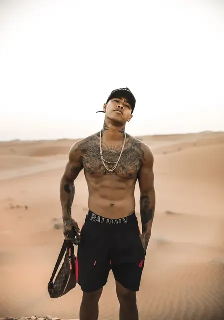 Starboyuk OnlyFans creator known for energy and transformation