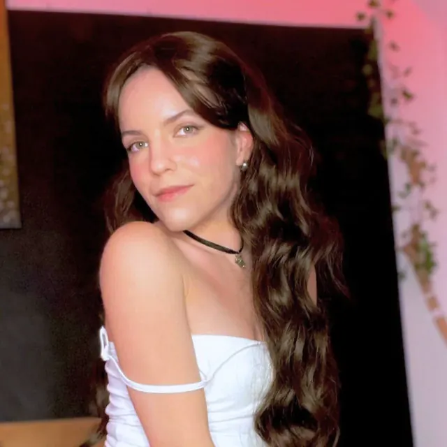 Stephie Univers on OnlyFans playful teacher