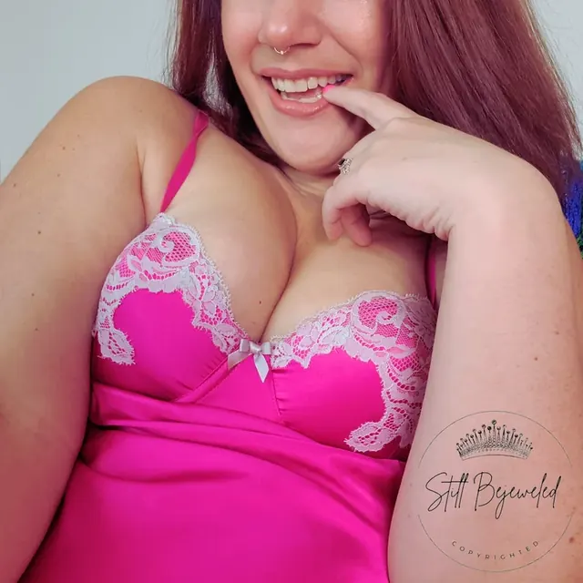 Jewel on OnlyFans with exclusive content