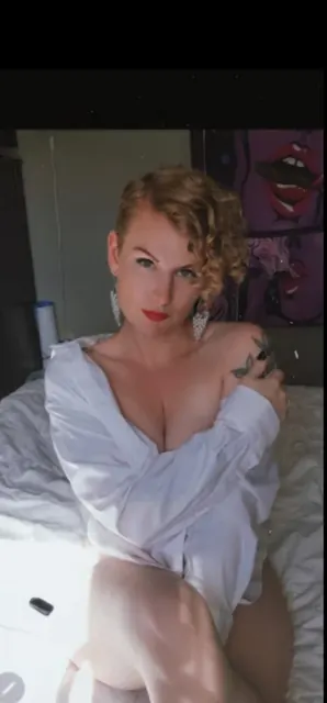 Tori Swift VIP OnlyFans Canadian milf