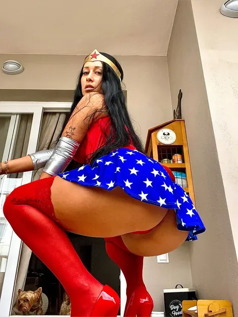 Miss_juliaa OnlyFans creator sharing playful content.