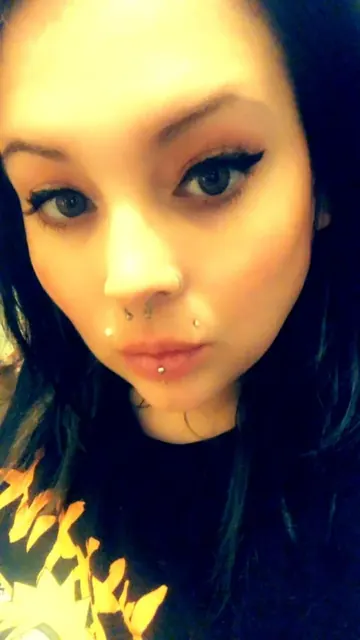 Succubaesami OnlyFans alternative creator