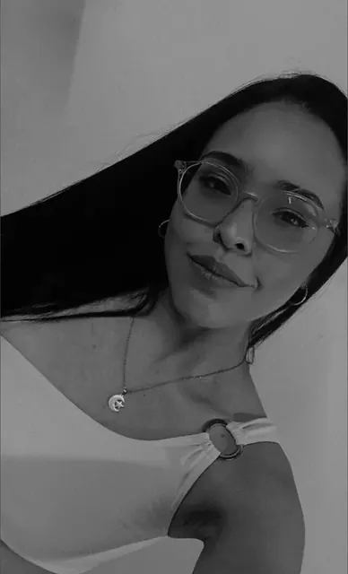 Cristal OnlyFans babe model