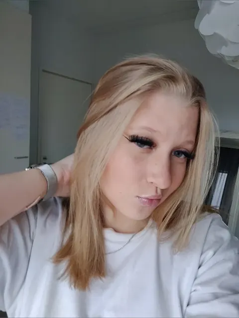 Sweetypie OnlyFans account with engaging content