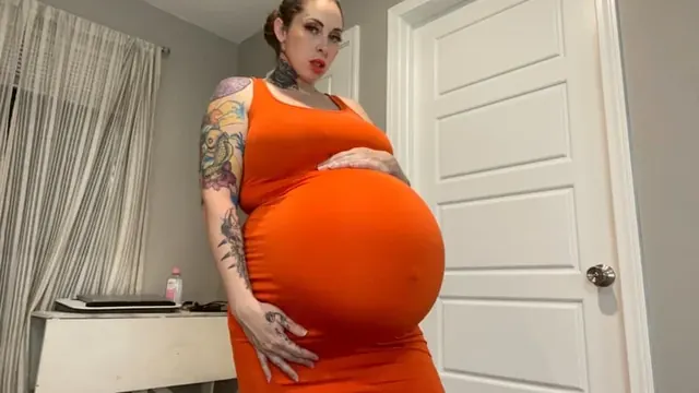 Swolledupjessie OnlyFans curvy alternative creator