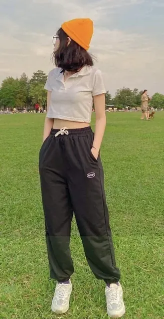 Tamakosan OnlyFans Slim Brunette Creator