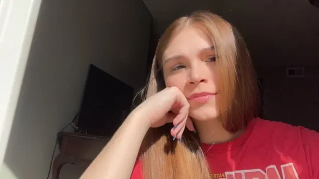 Tammylizbeth7 OnlyFans Brunette Creator
