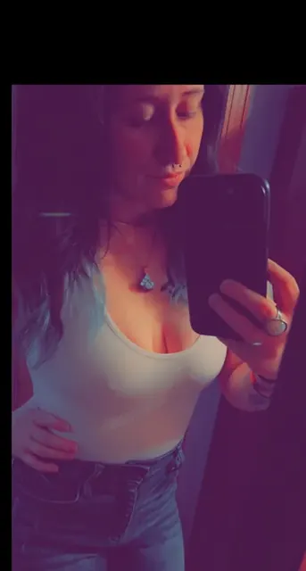 Tastystacie69 OnlyFans Curvy Milf