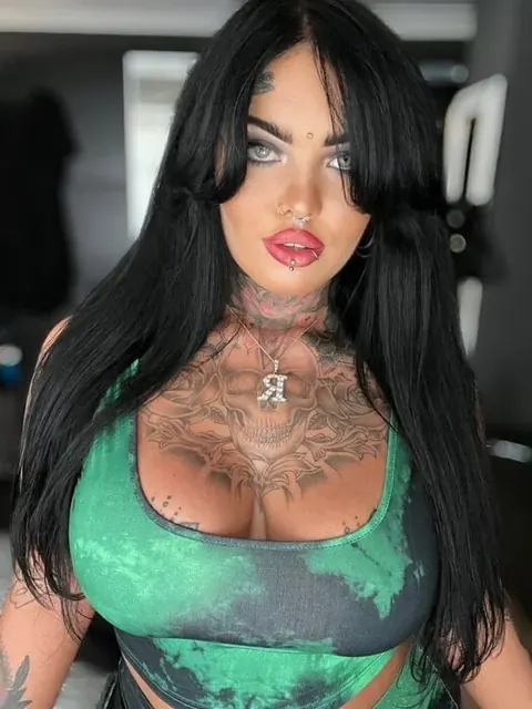 Tattedbeauty2000 OnlyFans alt girl with tattoos