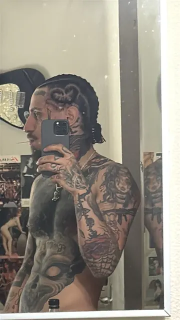 Tommy OnlyFans tattooed male creator