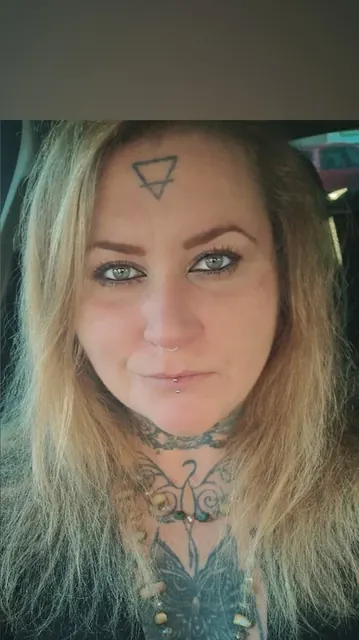 Tattoedfreakvip OnlyFans creator with tattoos