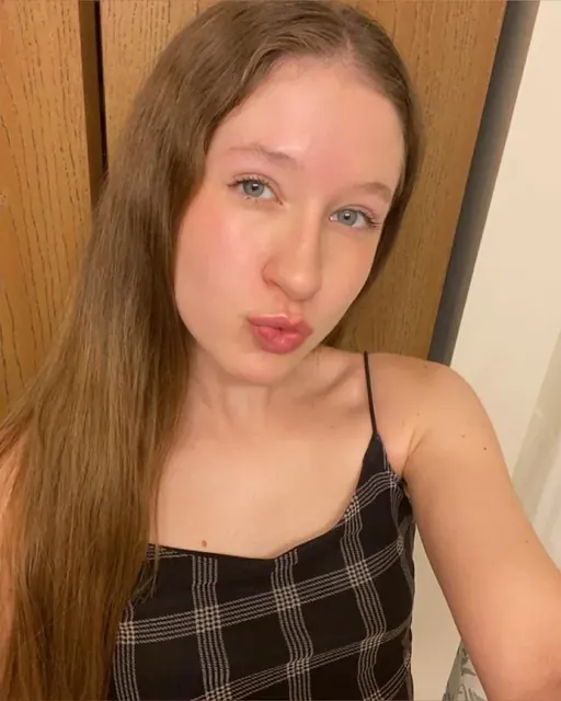 Taya OnlyFans creator with a big ass