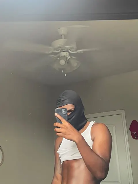 TB terracebrooks OnlyFans custom content creator
