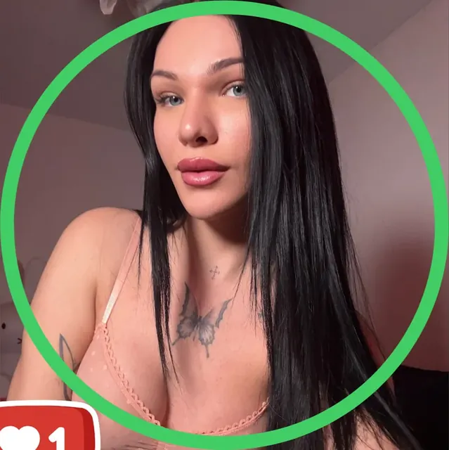 Bella Goth TS OnlyFans dominant trans creator