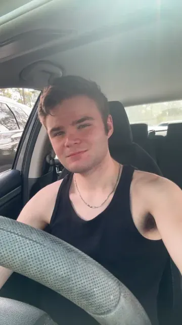 Austin OnlyFans brunette male creator