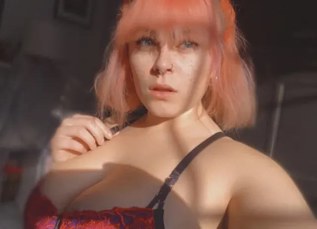 Thatwitchbitch OnlyFans creator with spooky charm