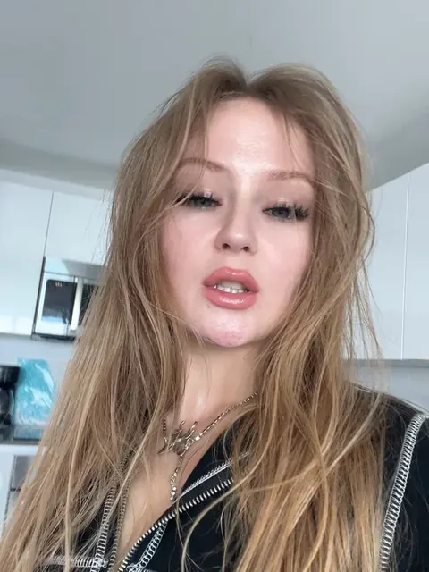 Natalia Queen OnlyFans creator with exclusive content