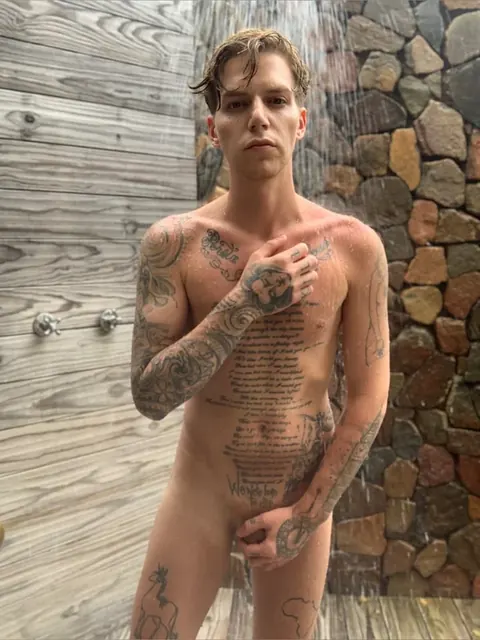 therealdamm OnlyFans tattooed male creator