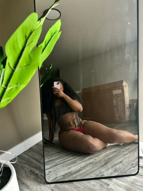 Your Wifey OnlyFans creator with exclusive content