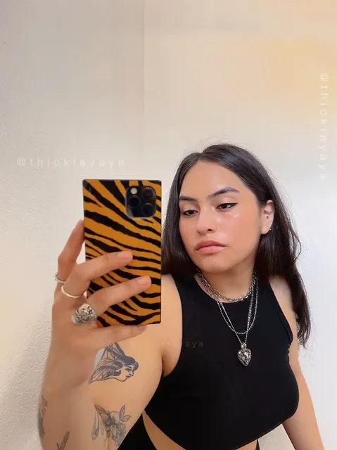 yaya they//them OnlyFans solo content creator