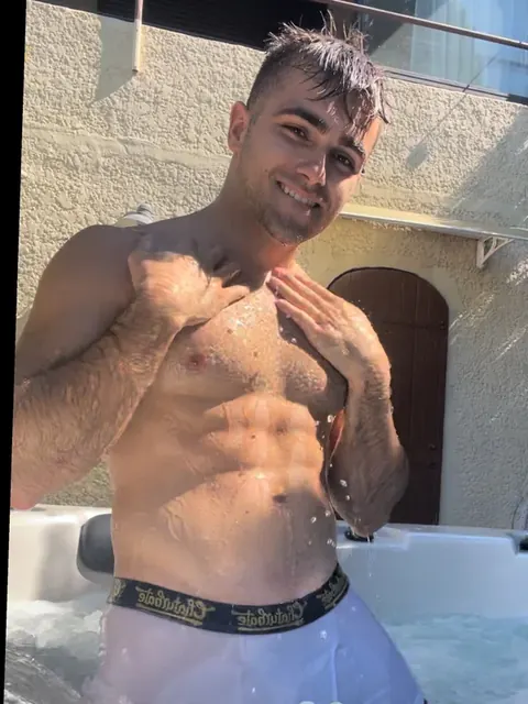Thony_Grey on OnlyFans French camboy with full nudity