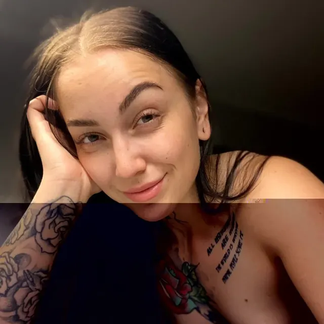 Sharlotte Thorne OnlyFans playful creator