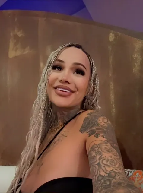 𝓣𝓲𝓯𝓱𝓪𝓷𝔂 OnlyFans Slim Glamorous