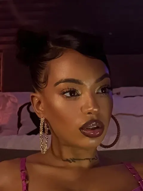 Tiffanysavage OnlyFans creator with exclusive solo content