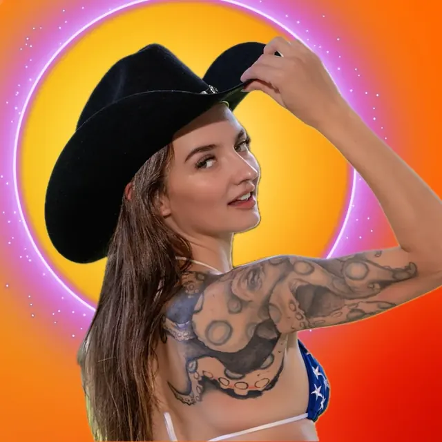 Tilly Toy OnlyFans Creator with daily content.