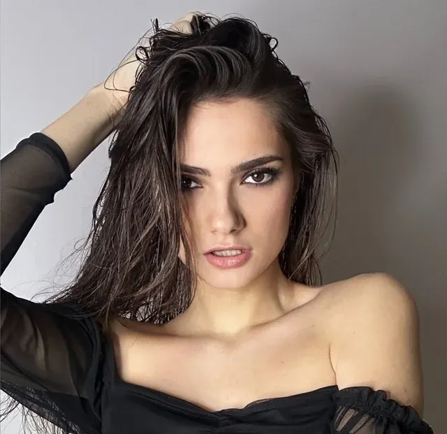 Tina OnlyFans creator with warm personality