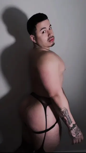 Tommieshxxt OnlyFans profile with big ass
