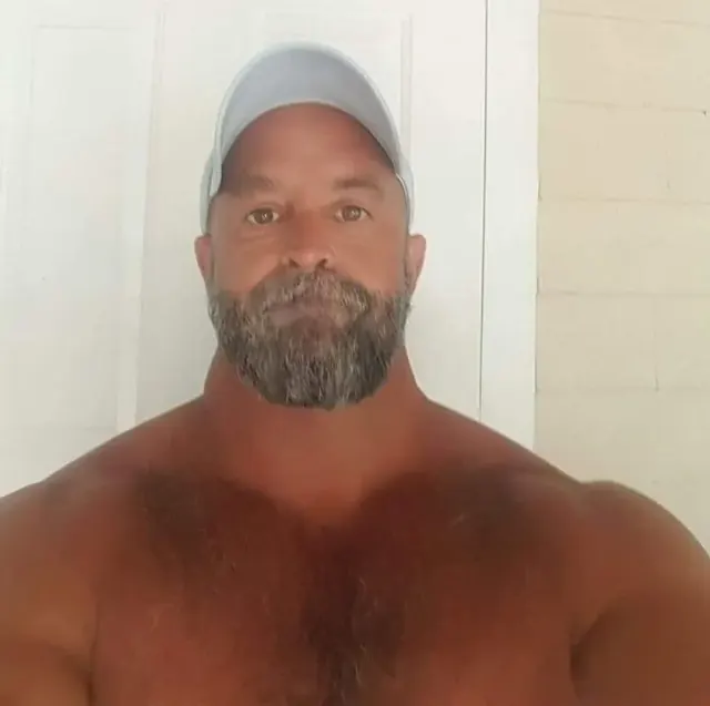 Tommybeach OnlyFans athletic creator