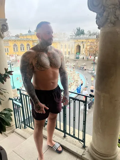 Tommygunxxx OnlyFans athletic tattooed male