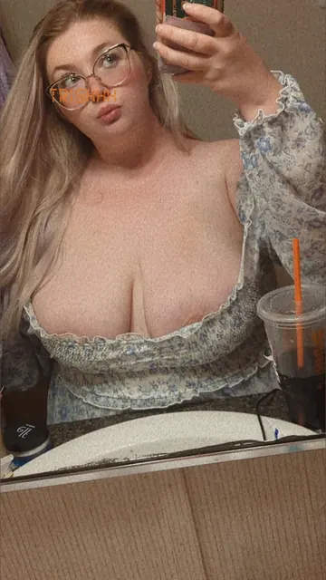 Trishhh OnlyFans creator with big tits and glasses