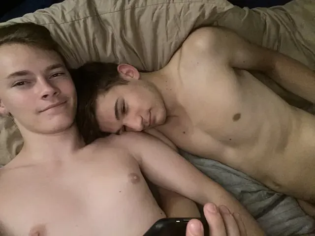 Luke+Evan OnlyFans slim male creators