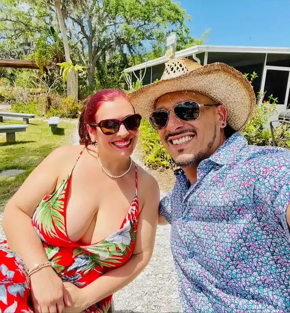 Twopeacockprod OnlyFans VIP content creator