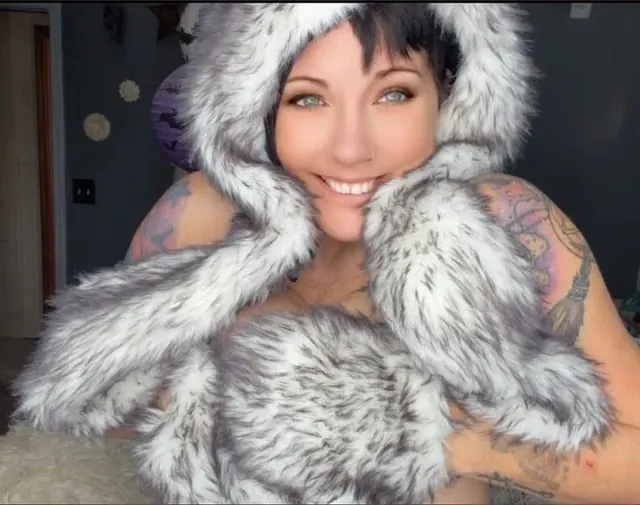 U16162630 OnlyFans tattooed creator