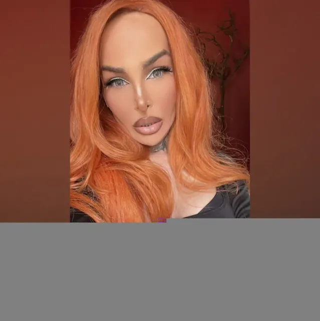 Mari OnlyFans charismatic creator