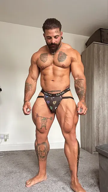 U297838415 OnlyFans powerlifting powerhouse