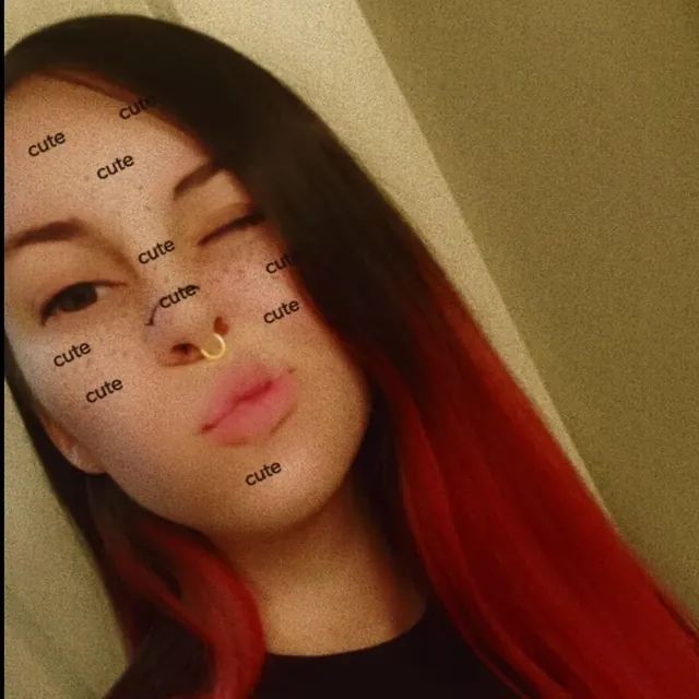 Moss OnlyFans Pierced