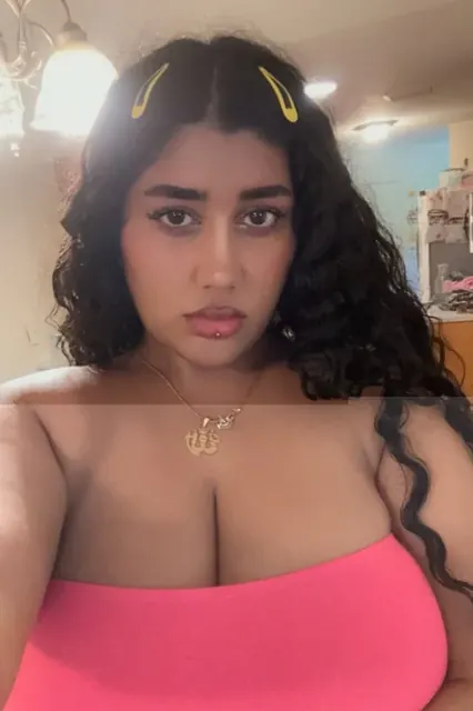 tanvi OnlyFans creator with engaging content