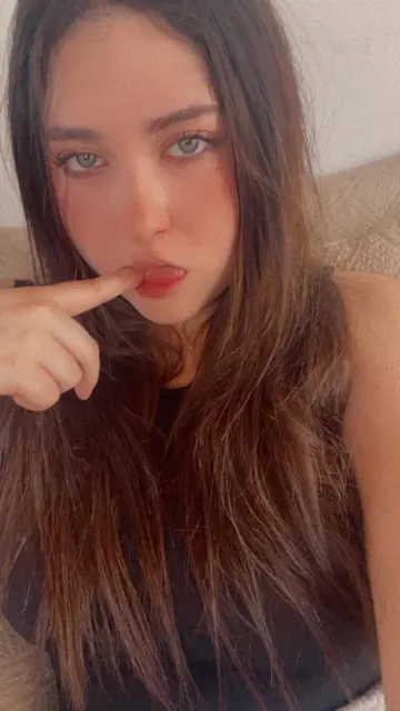 Valentina (@valeuwu00) OnlyFans sexting creator profile photo