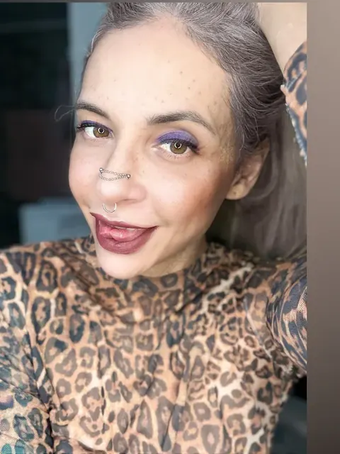 Vanp split tongue & 4N4L queen OnlyFans tattooed model
