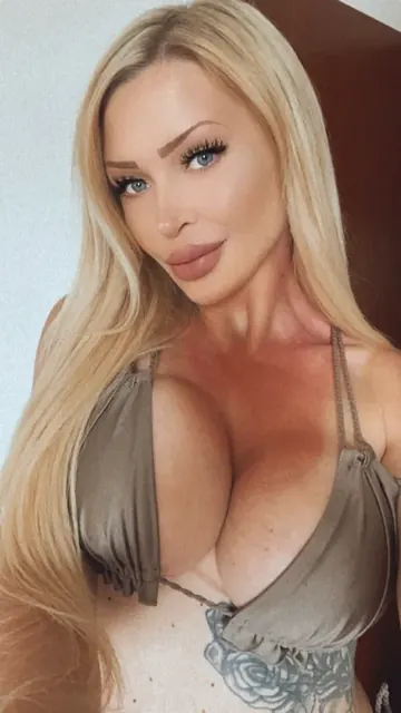 Viky Haze OnlyFans Creator with Big Tits