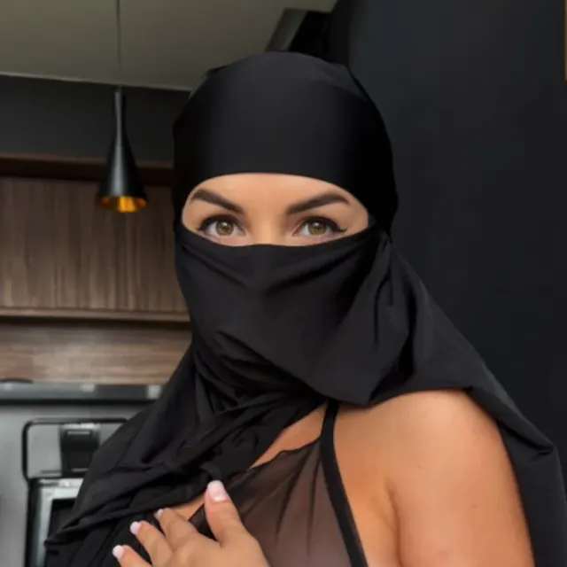 Gala عشيقة Black OnlyFans seductive fitness model