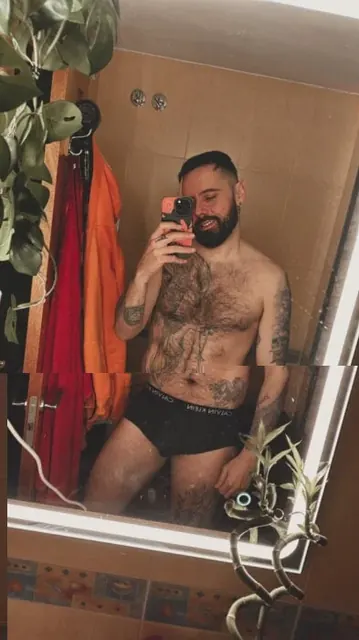 Viviendoconalex OnlyFans Gamer and Coach